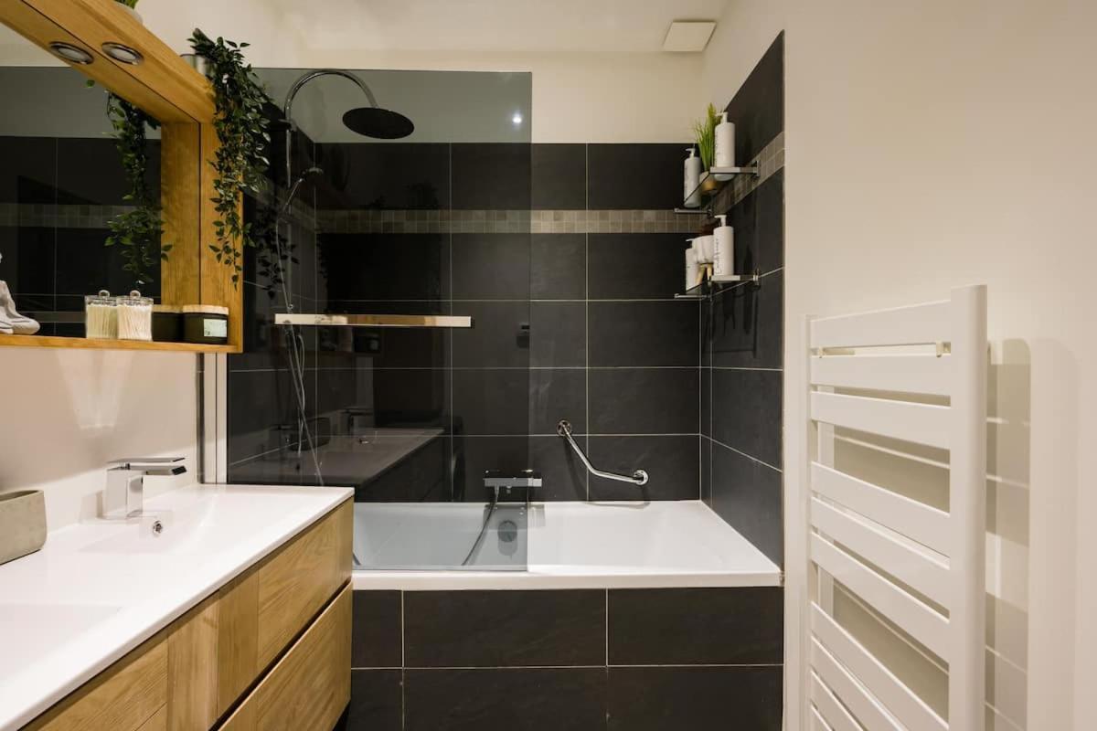 Stylish New 1 Bedroom Apartment In Juan Les Pins Antibes Bagian luar foto