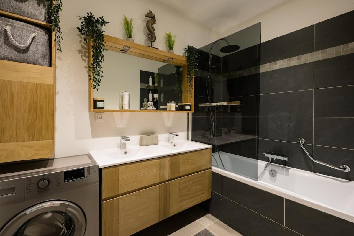 Stylish New 1 Bedroom Apartment In Juan Les Pins Antibes Bagian luar foto